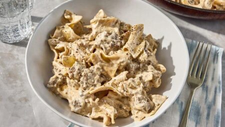 Simple Hamburger Stroganoff