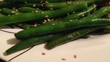 Japanese-Style Sesame Green Beans