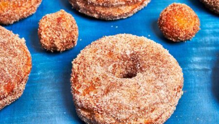 Easy Churro Cronuts
