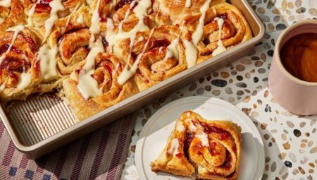 Strawberry Lemon Cheesecake Rolls